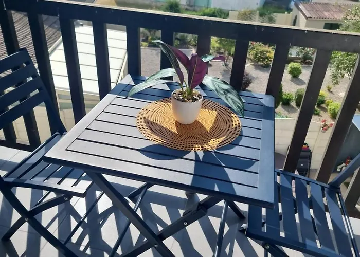 Belle Avec Balcon * آخْكْ